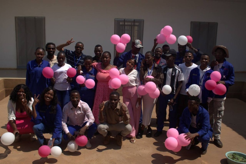 1762449991621577XgaF.jpg 557848145_122139056102820430_1592763261308711501_n.jpg